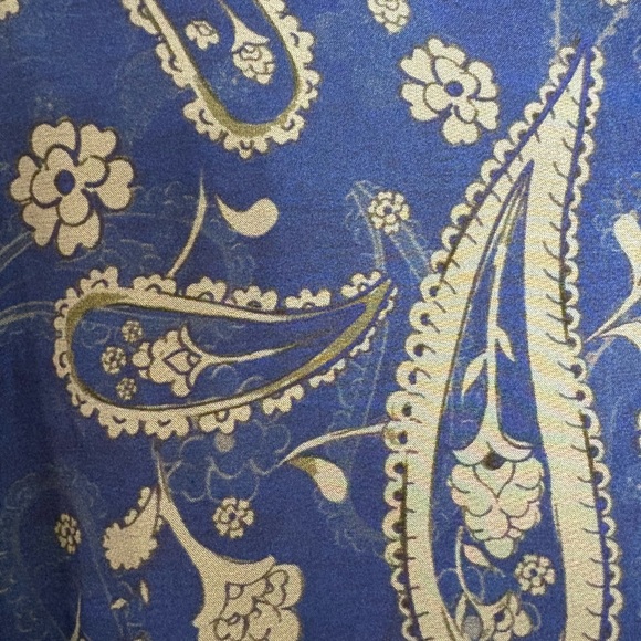 NWT LANIDOR Blue & Cream Paisley Button Down Shirt Lightweight Family Owned - Picture 4 of 12